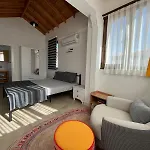 Derya Agullu 3 Vila Kaş