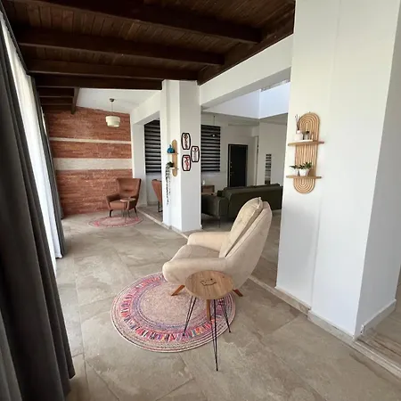 Vila Derya Agullu 3 *